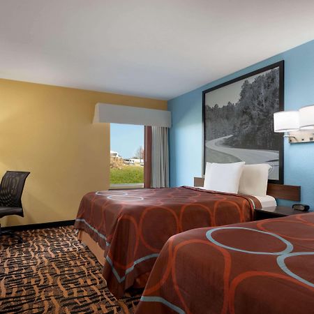 ซูเปอร์ 8 บาย วินด์แฮม โอลีฟ แบรนช์ Hotel โอลีฟแบรนช์ ภายนอก รูปภาพ