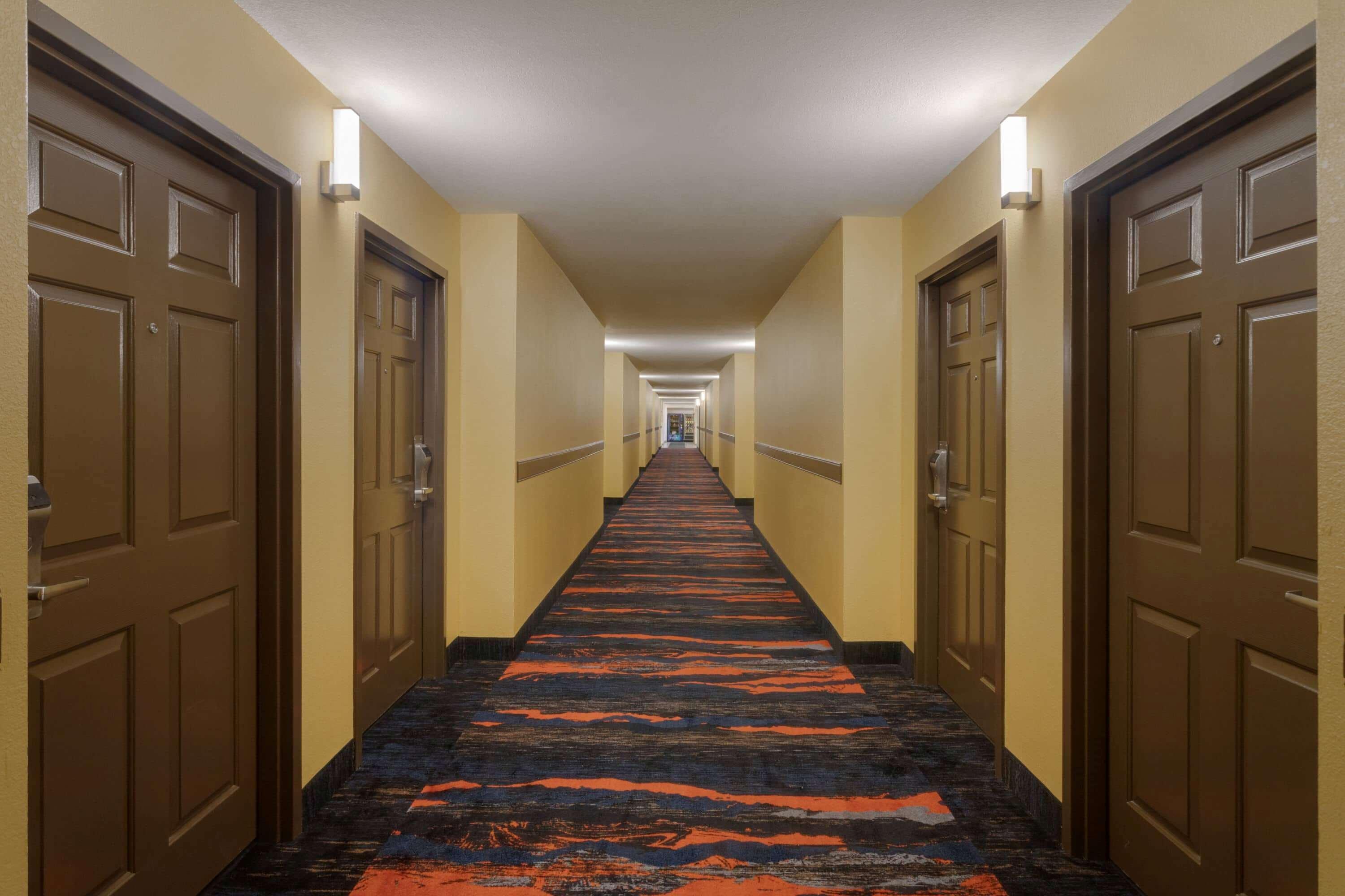 ซูเปอร์ 8 บาย วินด์แฮม โอลีฟ แบรนช์ Hotel โอลีฟแบรนช์ ภายนอก รูปภาพ